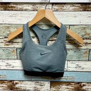 Nike Women's Dri-FIT Swoosh Size Small Support Padded Sports Bra Grey Black